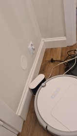 Montaz listew przypodlogowych