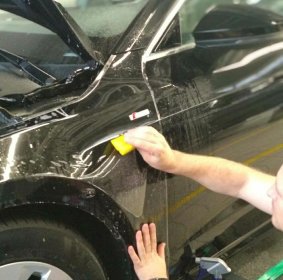 Zabezpieczenie lakieru folią PPF