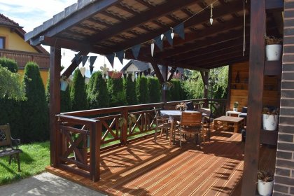 Drzwi/schody/balustrady/wiaty/parapety