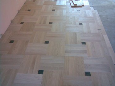 Układanie parkietów