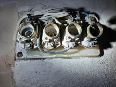 Instalacje elektryczne