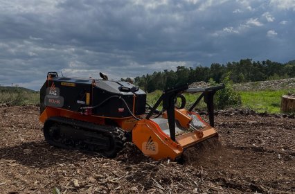 Mulczowanie terenu, koszenie trawy