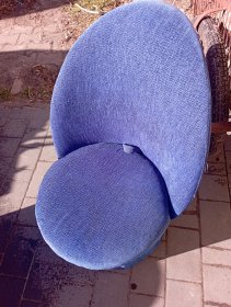 Pranie kanapy, foteli, krzeseł