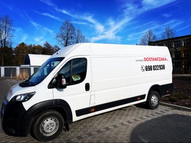 Wynajem samochodów dostawczych