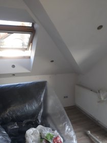 Wdmuchiwanie granulatu izolacyjnego celuloza wata styropian