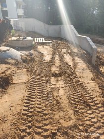 Wykopy pod kable elektryczne, fundamenty domy