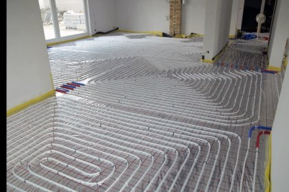 Ogrzewanie podłogowe, wod-kan, centralny odkurzacz,