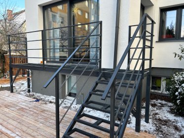 Balustrady balkonowe, schodowe