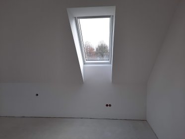 Oferujemy kompleksową usługę adaptacji poddasza w domkach jedno lub wielorodzinnych.