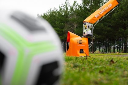 Wynajem wyrzutni piłkarskiej