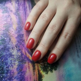 Manicure hybrydowy