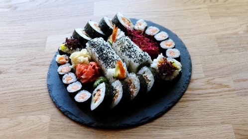 Filmowanie prezentacji, wywiadów, imprez okolicznościowych dla firm