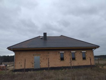 Remonty naprawa dachów podbitki konstrukcje drewniane pełny zakres prac dekarskich