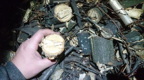 zrębka opałowa, zrębka kompostowa, ziemia kompostowa, wióry, strzępy, gałęzie