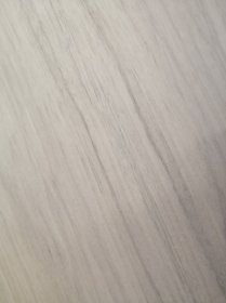 Fornirowanie płyt meblowych