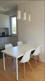 Montaż podłóg drewnianych