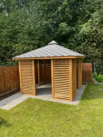 Budowa altan ogrodowych