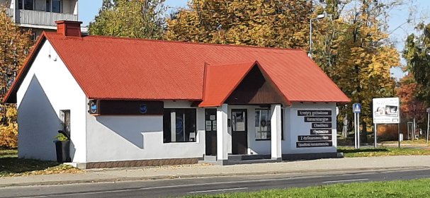 Mycie, usuwanie nalotów i mchów, odtłuszczanie, dwukrotne malowanie FARBAMI BITUMICZNYMI