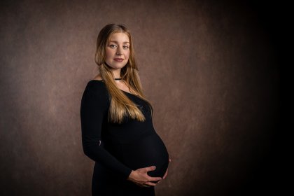 Zdjęcia studyjne z dojazdem do klienta. Wybór teł