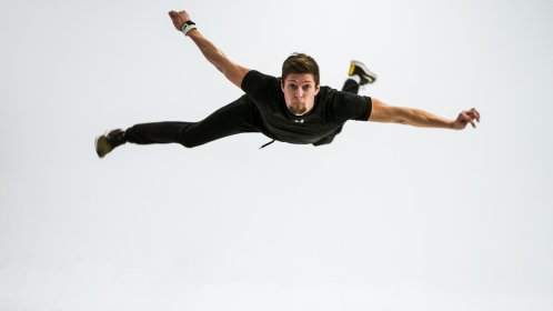 Trening akrobatyki i gimnastyki