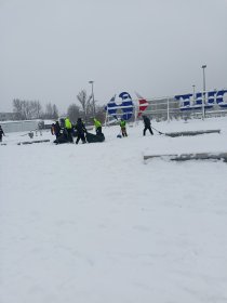 Firma odśnieżająca dachy duże obiekty i małe