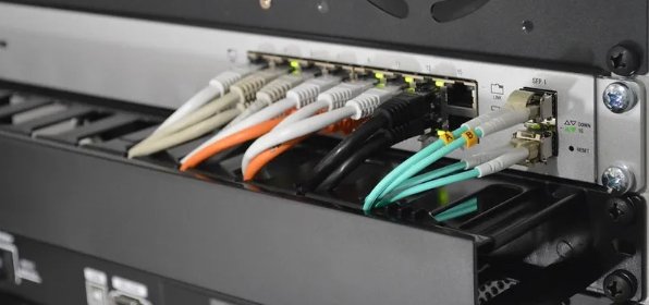 Sieci komputerowe LAN, WAN, WLAN, VPN.