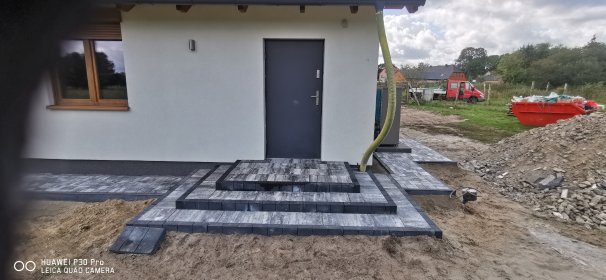 Układanie kostki brukowej