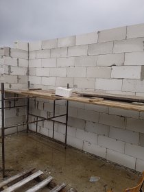 Murowanie ścian nośnych działowych mury oporowe mury z bloczka fundamentowego  wieńce