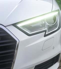 Auto z kierowcą na minuty i godziny