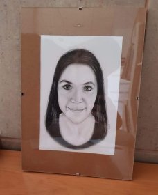 Portret ołówkiem