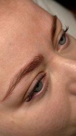 Makijaż permanentny brwi - metoda włosa