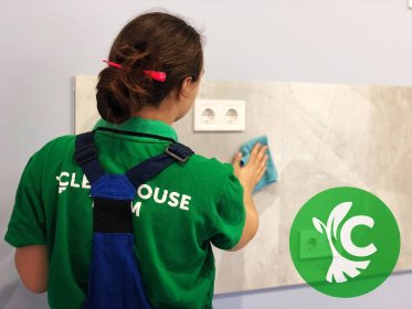 Sprzątanie w mieszkaniu