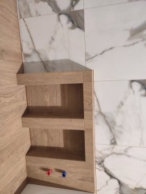 Układanie glazury, gresu, terakoty