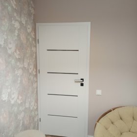 Montaż drzwi wewnętrznych