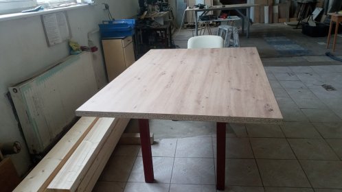 Wykonanie stołów drewno lite , metal