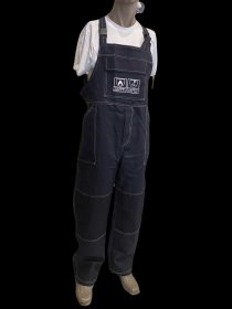 Szycie odzieży budowlanej oraz trudnopalnej