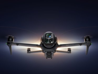 Filmowanie dron klasyczny i FPV