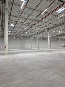 WOLNA POWIERZCHNIA MAGAZYNOWA wraz z pełną obsługą logistyczną