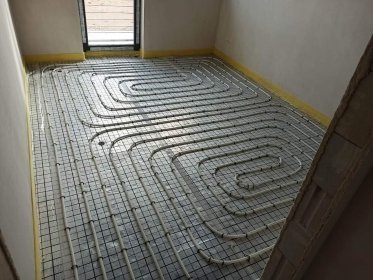 Układnie podłogówki cena za metr kwadratowy