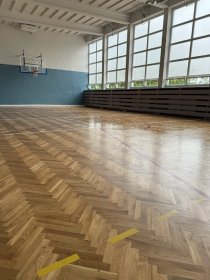 Cyklinowanie sal gimnastycznych, obiektów użyteczności publicznej Cyklinowanie sal gimnastycznych, obiektów użyteczności publicznej