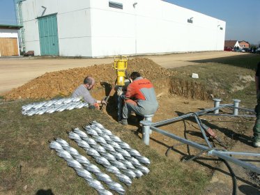 Podbijanie fundamentów za pomocą pali