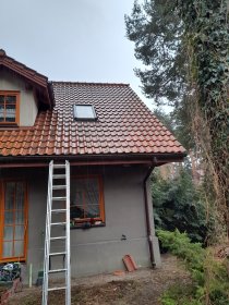 naprawa starego dachu