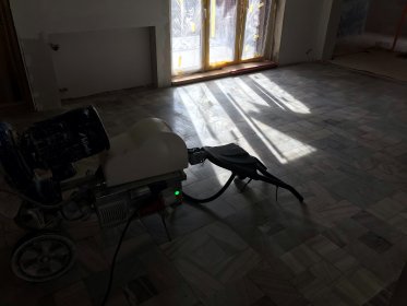 Czyszczenie posadzek przemysłowych, szlifowanie posadzek Czyszczenie posadzek przemysłowych, szlifowanie posadzek