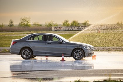 Szkolenia z bezpiecznej jazdy dla firm