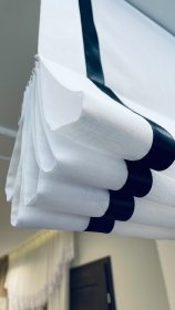 Rolety rzymskie szyte na wymiar – perfekcja w każdym detalu