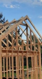 Konstrukcje szkieletowe budynków, altan, tarasów... składanie modułów i całych domów SSZ.