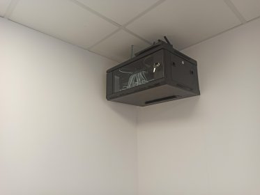 Budowa sieci wewnętrznych LAN oraz sieci światłowodowych