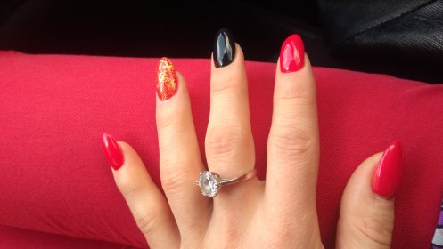 manicure żelowy z przedłużeniem