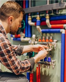 Usługi centralnego ogrzewania.