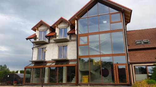 OKNA BALKONOWE, DREWNOPODOBNE